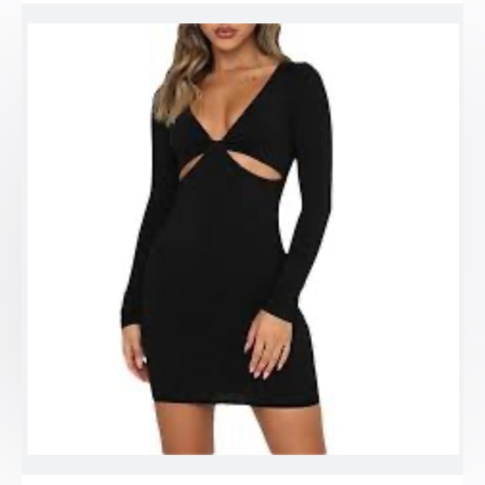 Sexy Cutout Long Sleeve little black Dress, Size Small NWT